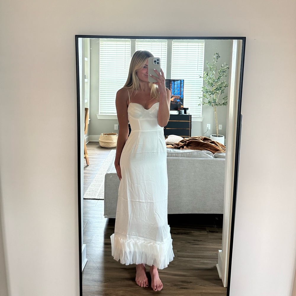 Selfie Leslie Buona Dress